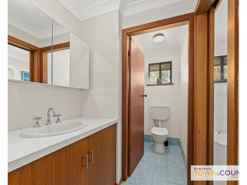 52 Budumba Road, Armidale NSW 2350