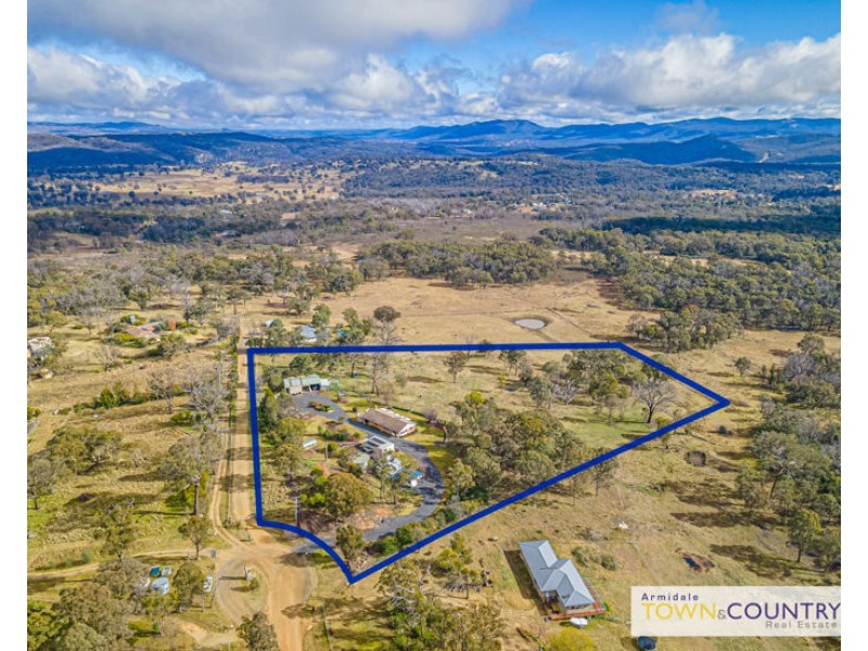52 Budumba Road, Armidale NSW 2350