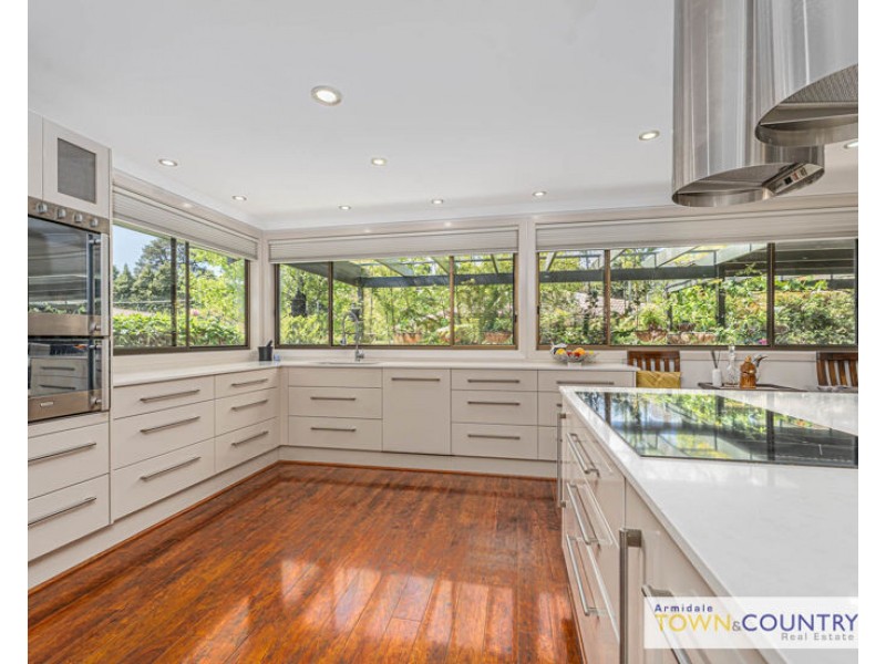 34 Dalton Drive, Armidale NSW 2350