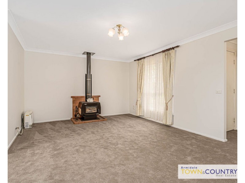 6 Patricia Close, Armidale NSW 2350
