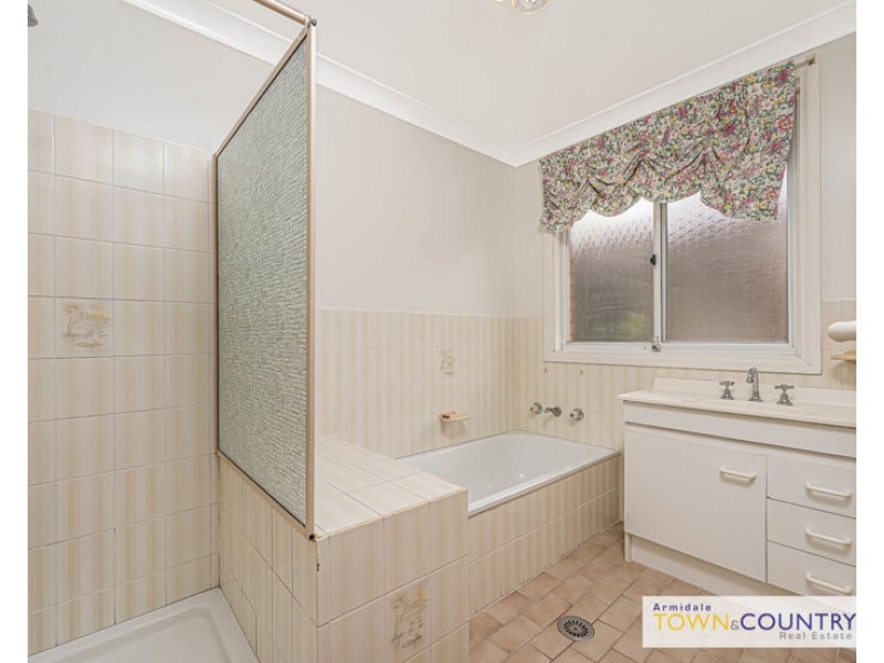 6 Patricia Close, Armidale NSW 2350
