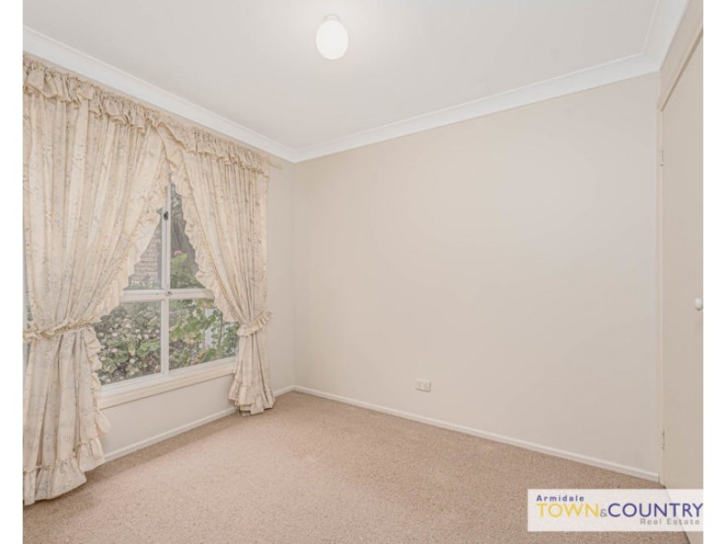 6 Patricia Close, Armidale NSW 2350