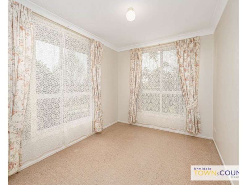 6 Patricia Close, Armidale NSW 2350