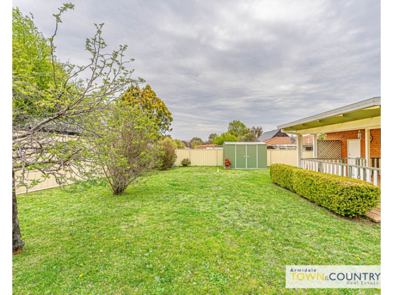 6 Patricia Close, Armidale NSW 2350