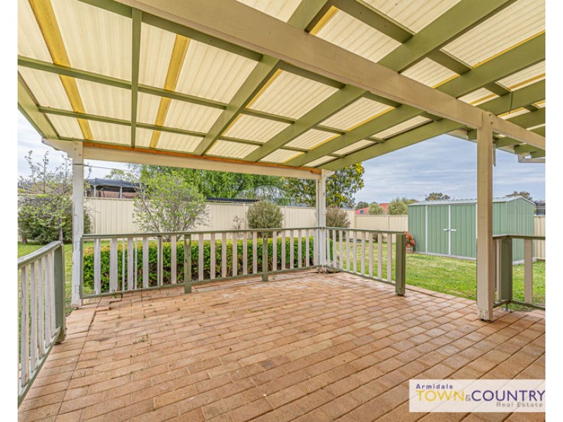 6 Patricia Close, Armidale NSW 2350
