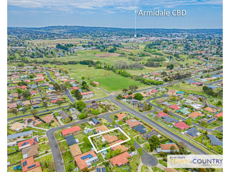 6 Patricia Close, Armidale NSW 2350