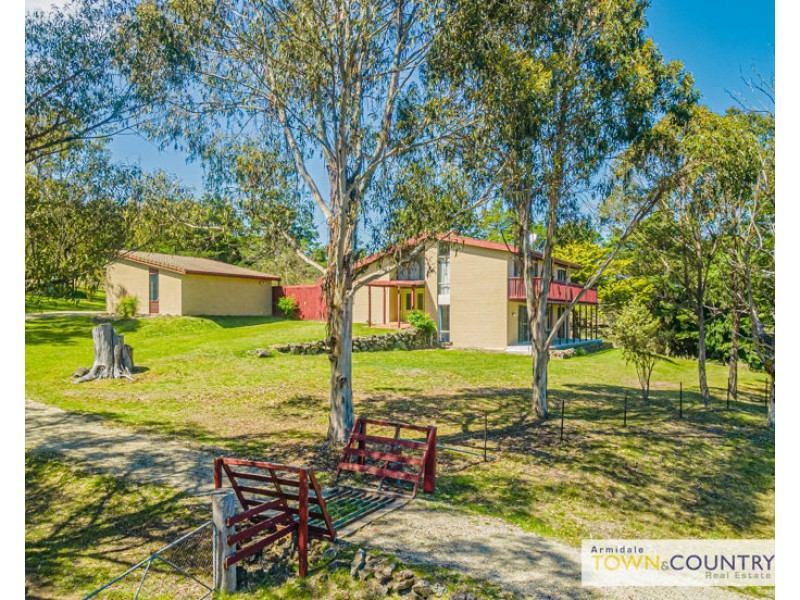 62 Edward Drive, Armidale NSW 2350