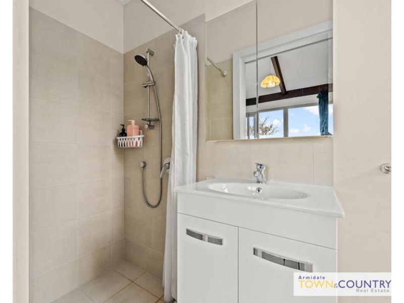 62 Edward Drive, Armidale NSW 2350