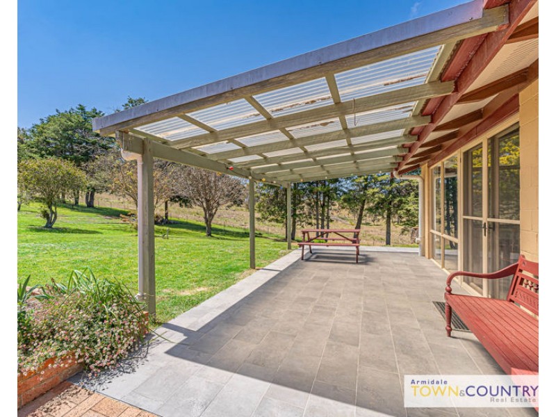 62 Edward Drive, Armidale NSW 2350