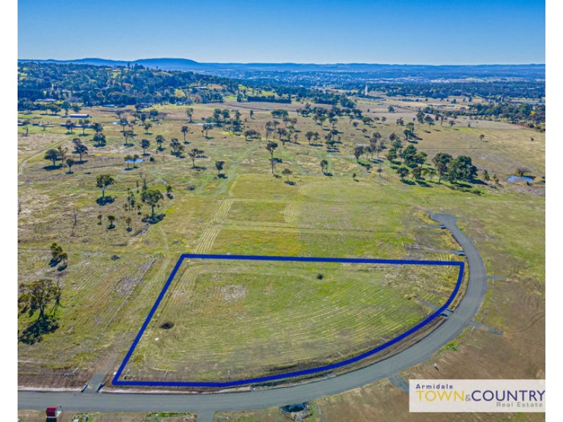 65 Varley Court, Armidale NSW 2350