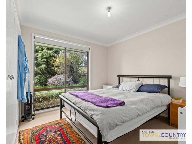 5 Haga Place, Armidale NSW 2350