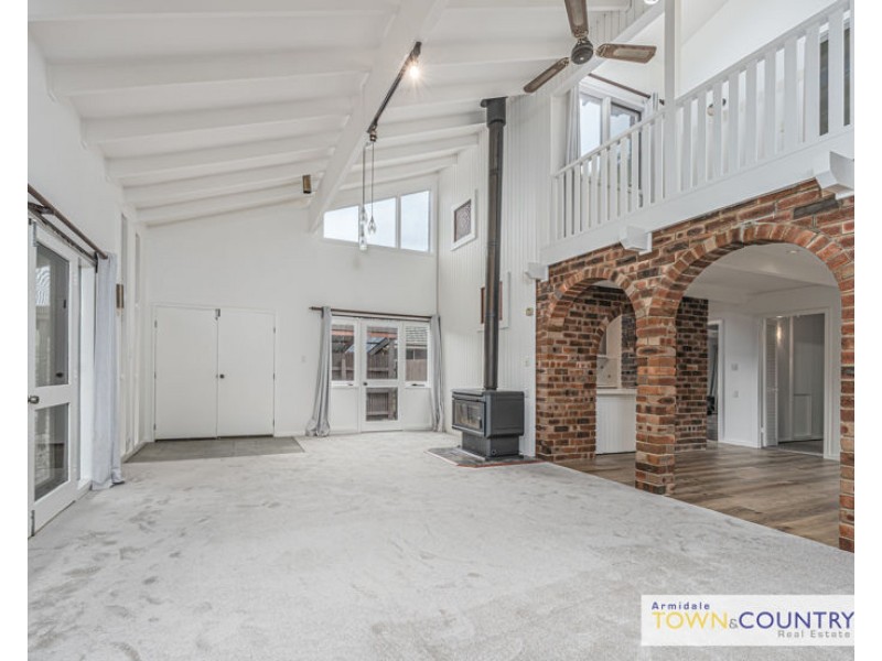 77 Perrott Street, Armidale NSW 2350