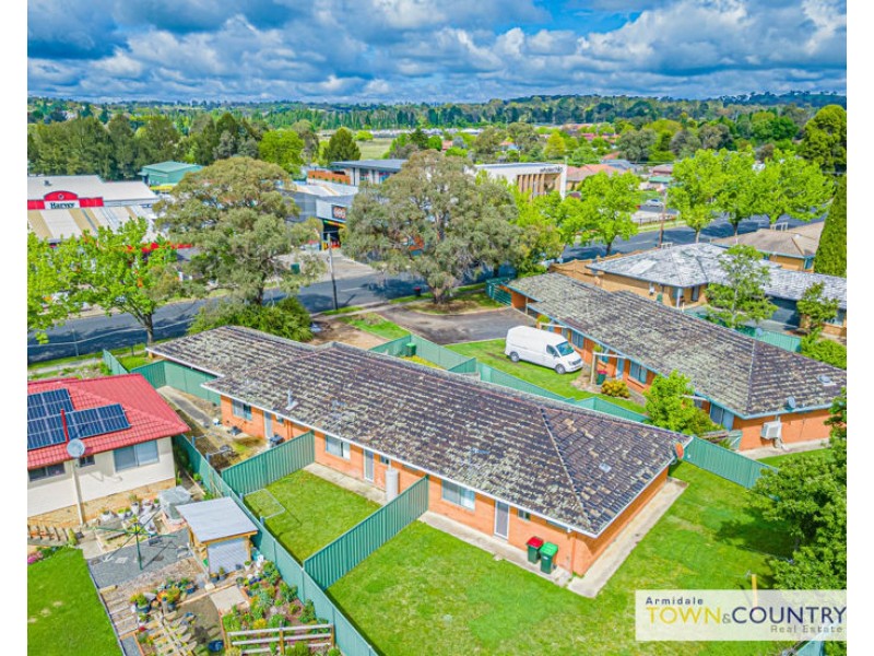 1, 2 & 3 11 Queen Elizabeth Drive, Armidale NSW 2350