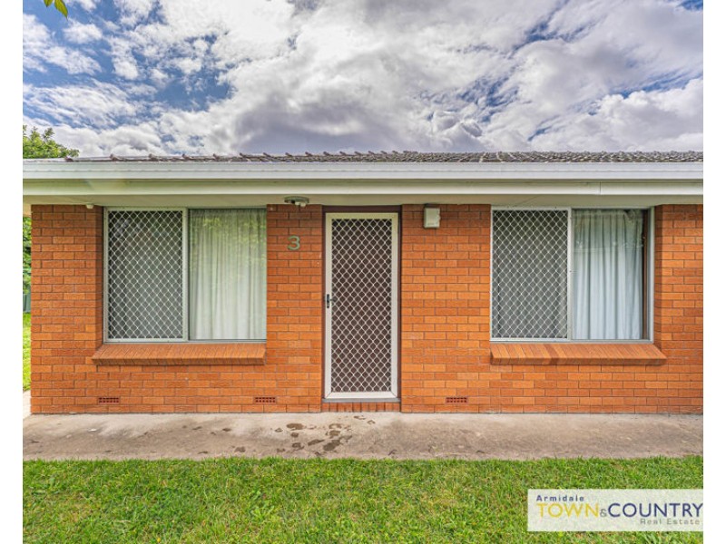 1, 2 & 3 11 Queen Elizabeth Drive, Armidale NSW 2350