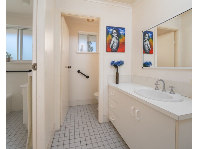 73 Glen Innes Road, Armidale NSW 2350