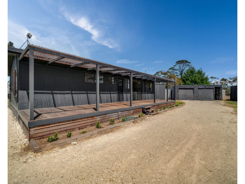 58 Mundays Lane, Armidale NSW 2350