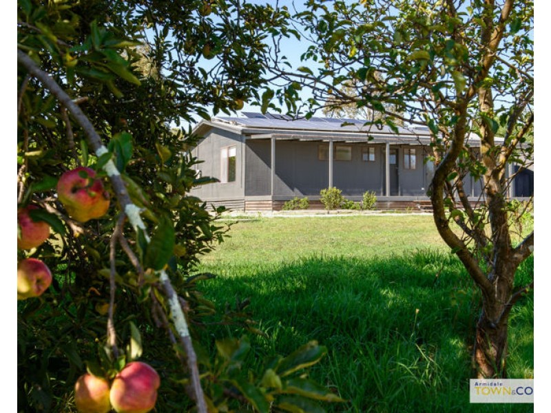 58 Mundays Lane, Armidale NSW 2350