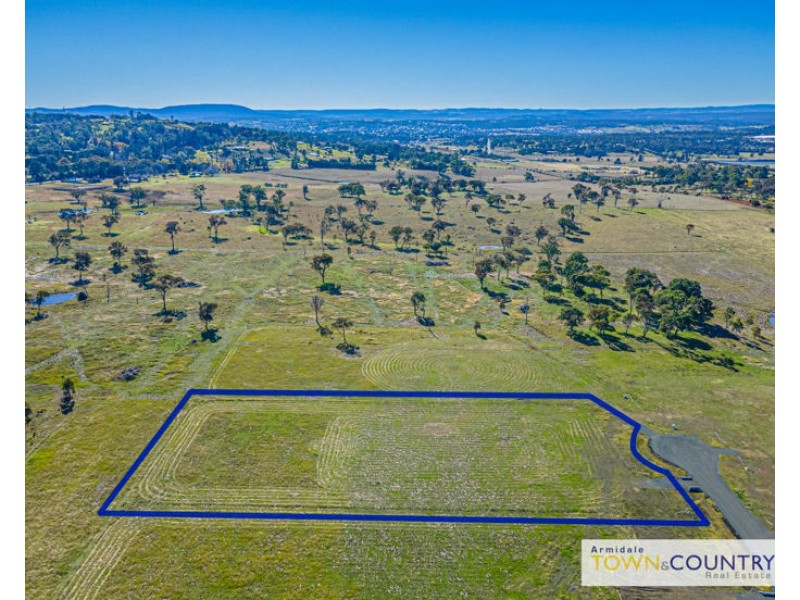 79 Varley Court, Armidale NSW 2350