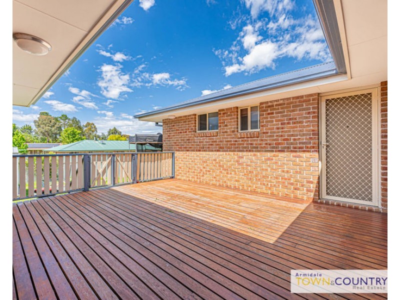12 David Crescent, Armidale NSW 2350