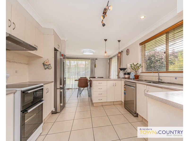 12 David Crescent, Armidale NSW 2350