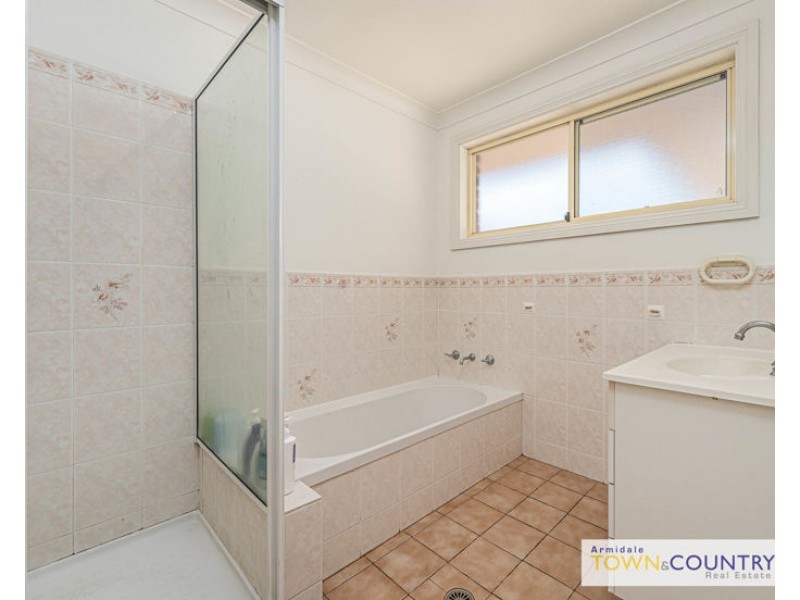 12 David Crescent, Armidale NSW 2350