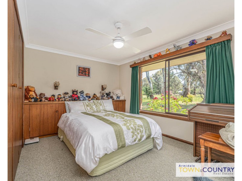 91 Pinegrove Road, Armidale NSW 2350