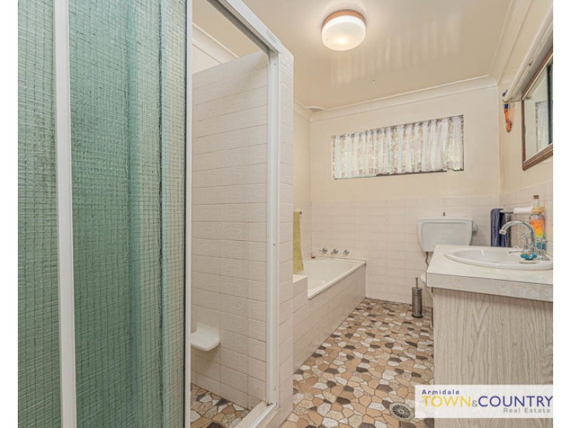 91 Pinegrove Road, Armidale NSW 2350