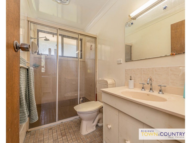 91 Pinegrove Road, Armidale NSW 2350