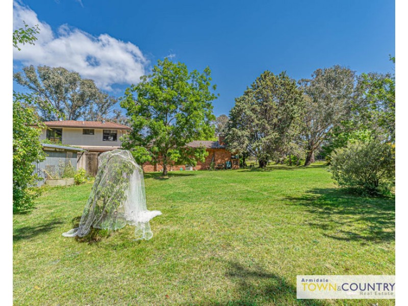 91 Pinegrove Road, Armidale NSW 2350