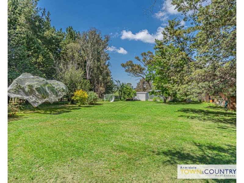 91 Pinegrove Road, Armidale NSW 2350