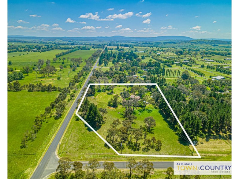 91 Pinegrove Road, Armidale NSW 2350