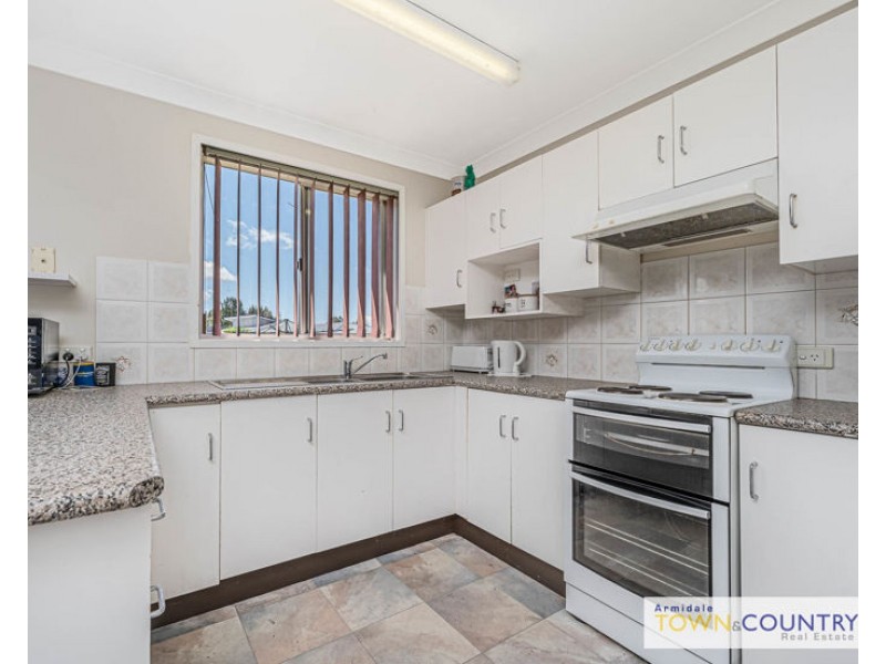 3 Aldred Avenue, Armidale NSW 2350