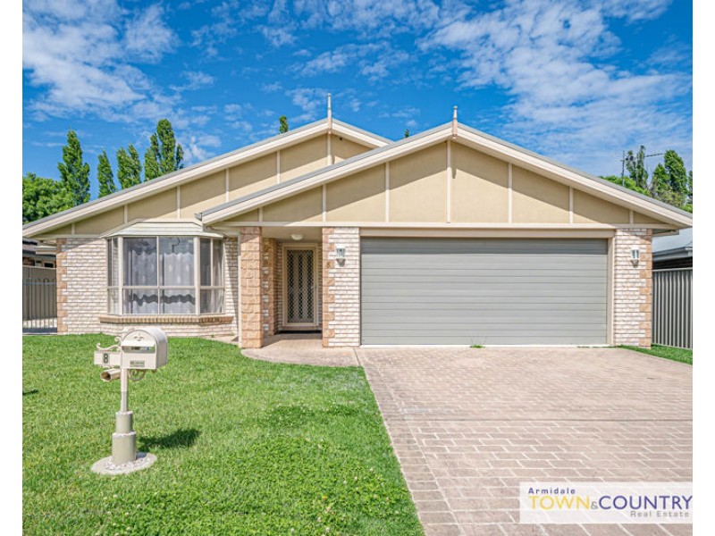 8 Rusden Court, Armidale NSW 2350