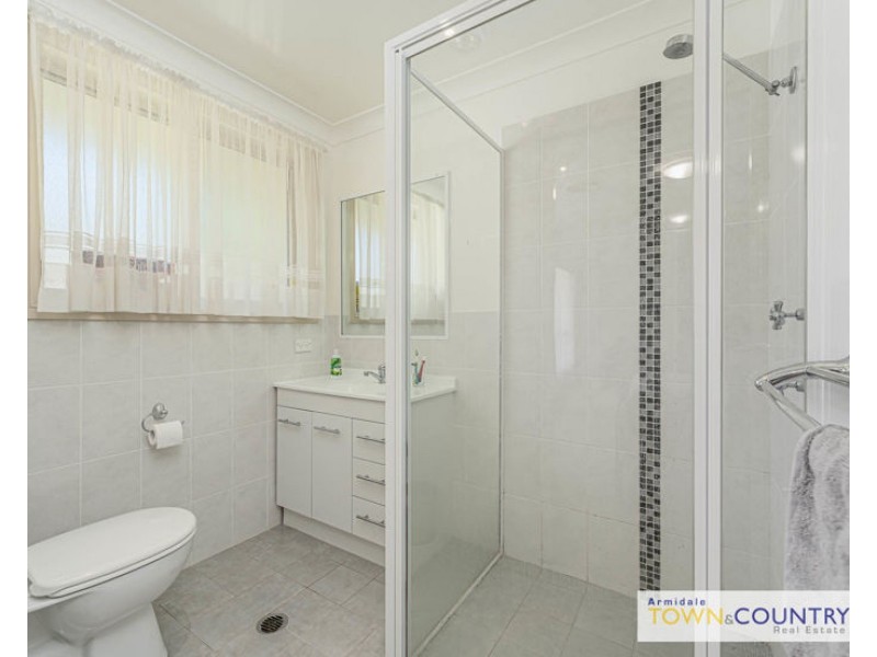 8 Rusden Court, Armidale NSW 2350