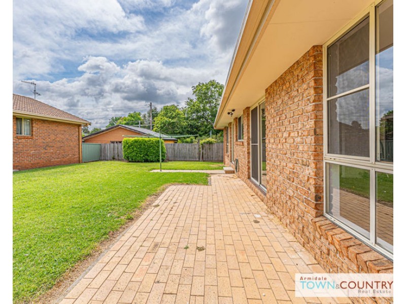 1/85 Queen Elizabeth Drive, Armidale NSW 2350