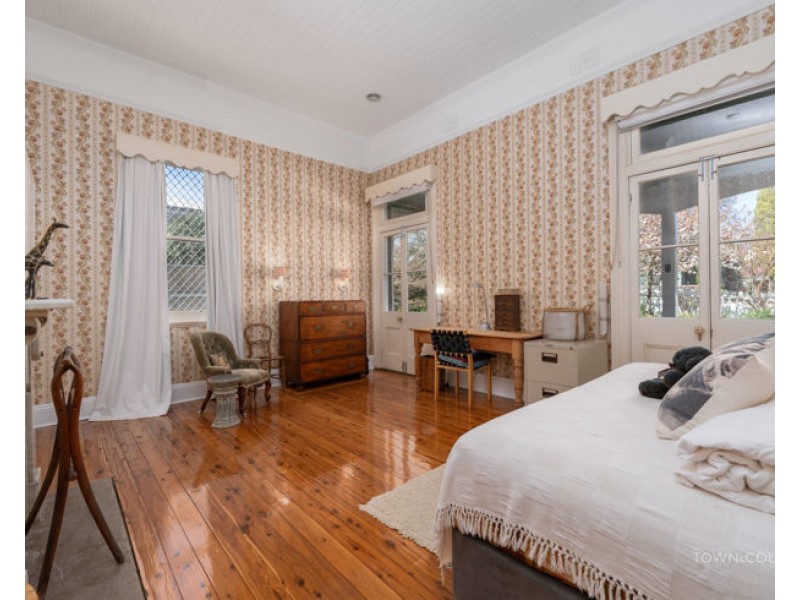 151 Brown Street, Armidale NSW 2350