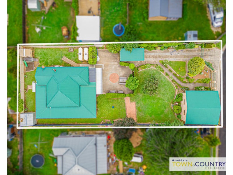 18 Wade Avenue, Armidale NSW 2350