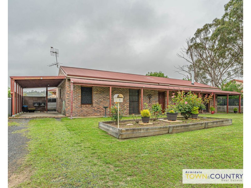 1 Forster Avenue, Armidale NSW 2350