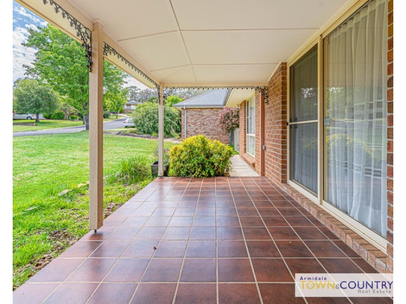 12 David Crescent, Armidale NSW 2350