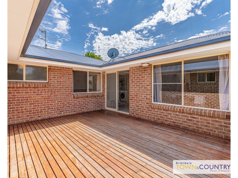 12 David Crescent, Armidale NSW 2350