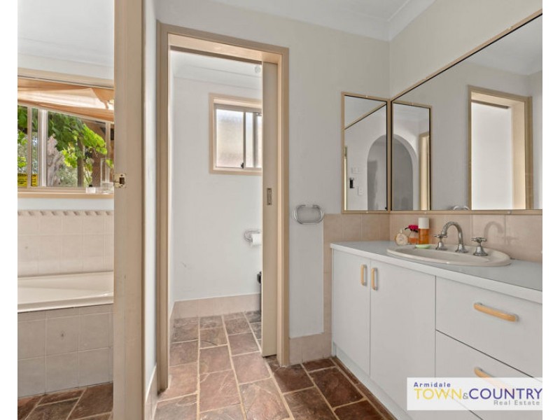 3 Eulahbar Crescent, Armidale NSW 2350