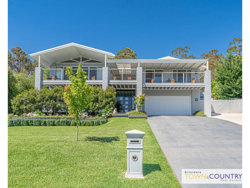 71 The Avenue, Armidale NSW 2350