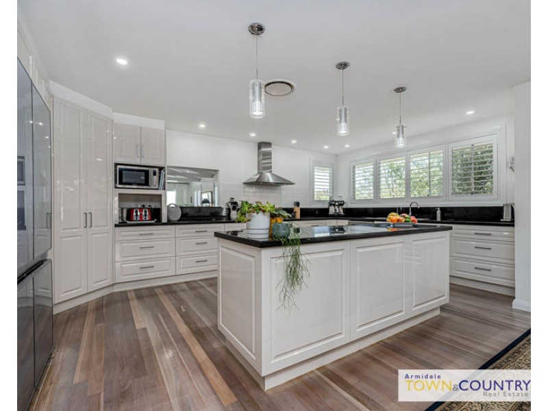 71 The Avenue, Armidale NSW 2350