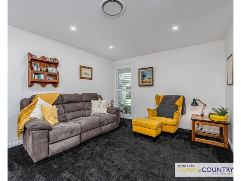 71 The Avenue, Armidale NSW 2350