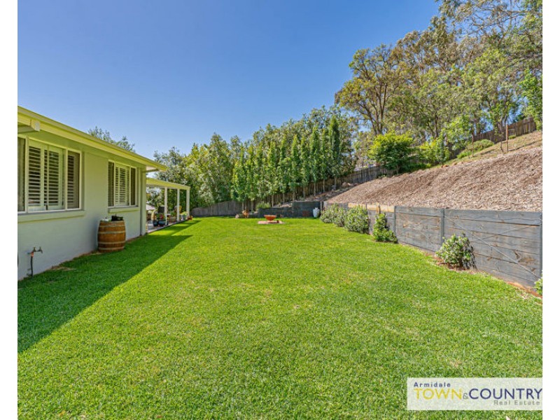 71 The Avenue, Armidale NSW 2350
