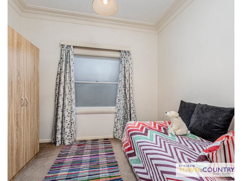 86 Douglas Street, Armidale NSW 2350