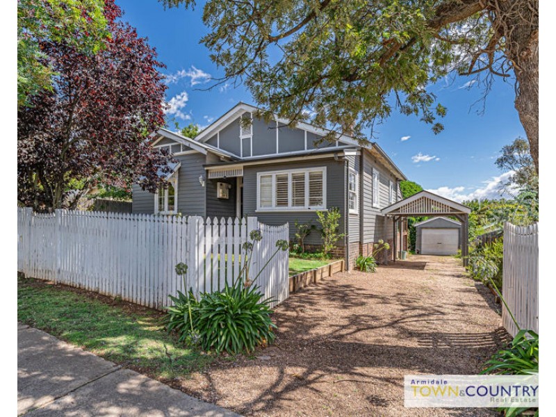 85 Mann Street, Armidale NSW 2350