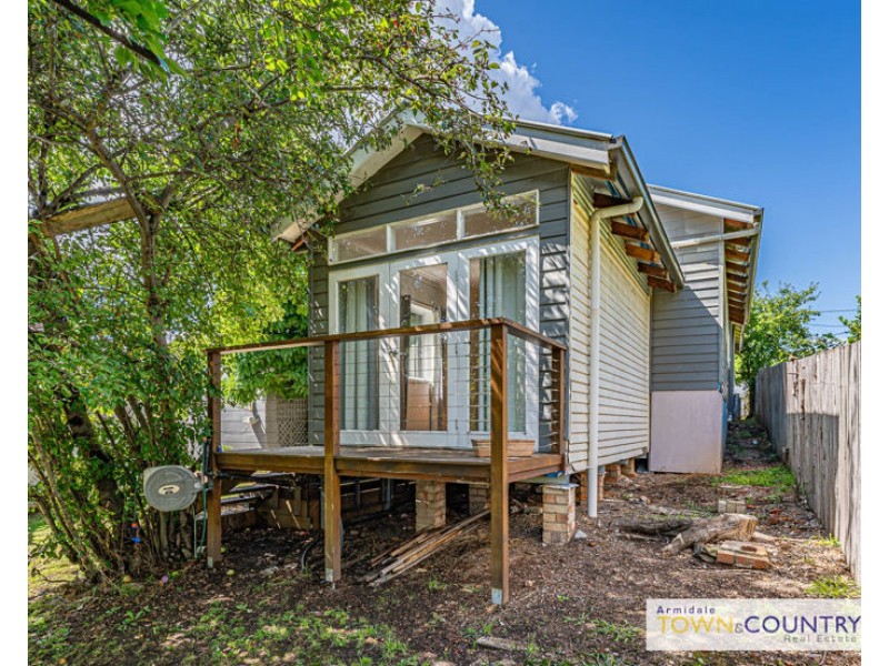 85 Mann Street, Armidale NSW 2350