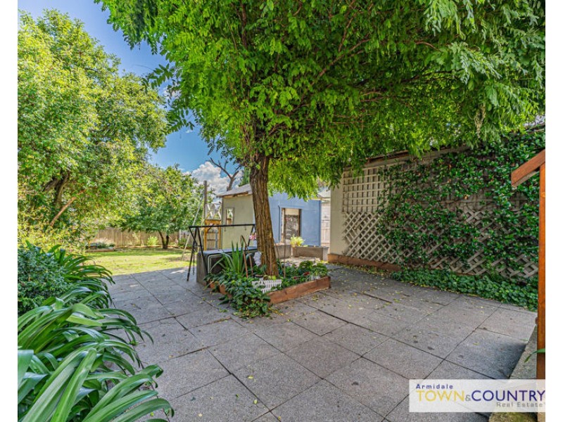 85 Mann Street, Armidale NSW 2350