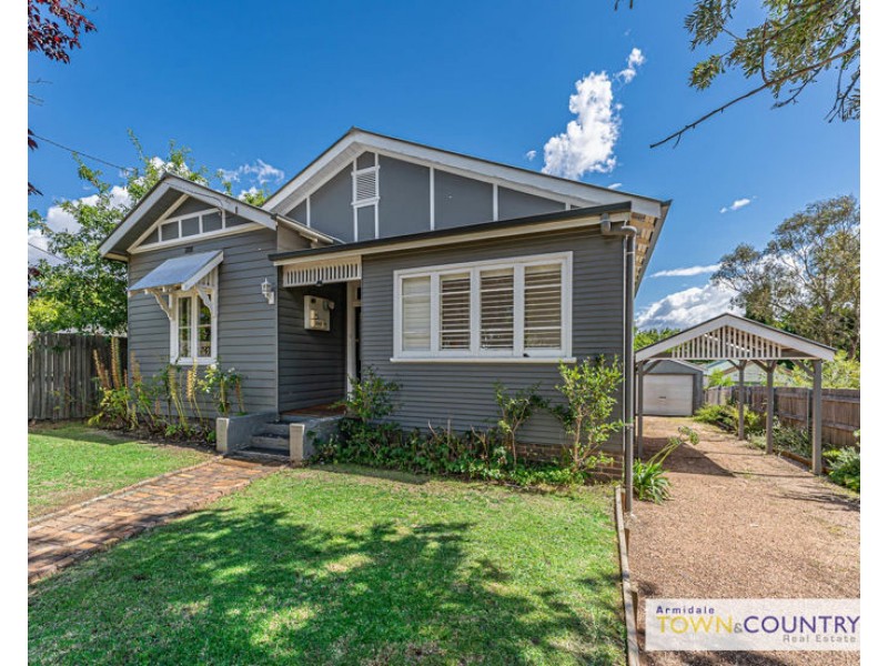 85 Mann Street, Armidale NSW 2350